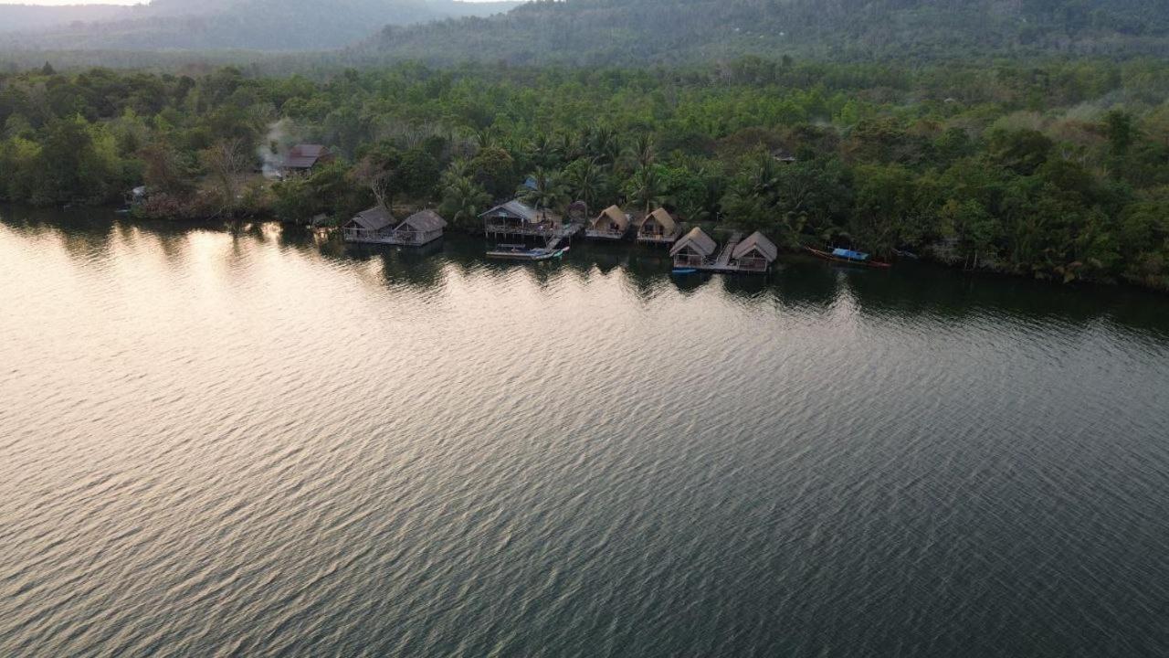 The Floating House Villa Krŏng Kaôh Kŏng Kültér fotó
